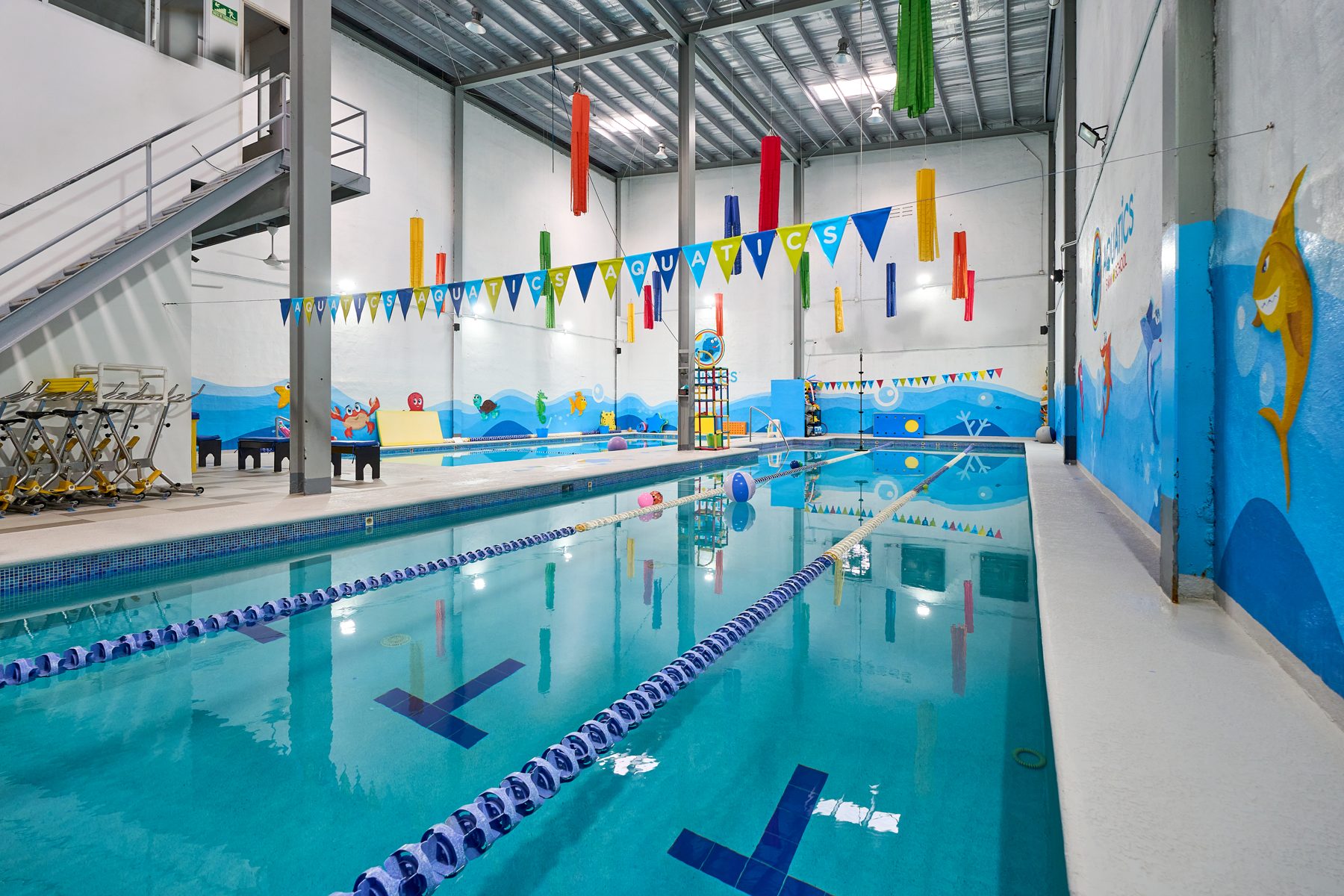 Piscina techada y climatizada de Aquatics Swim School en Costa del Este